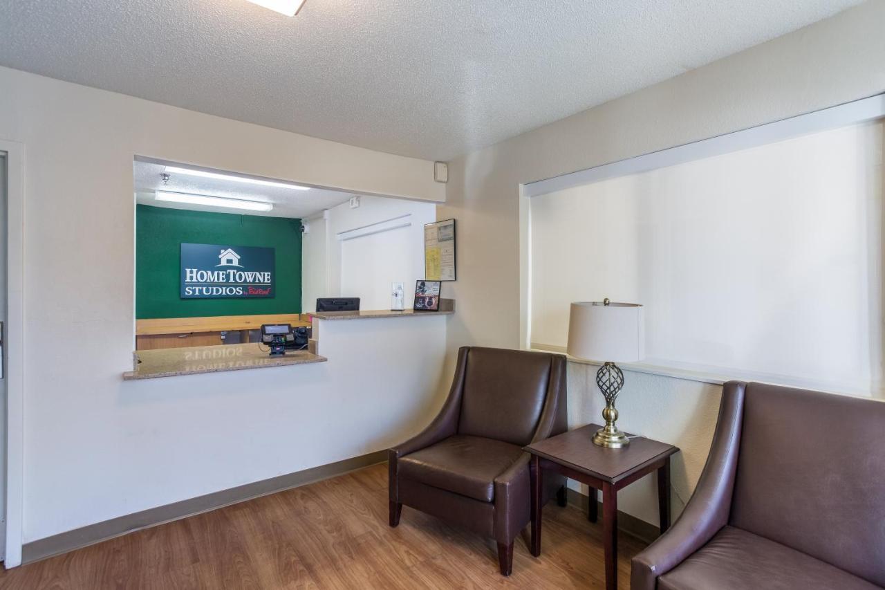 Hometowne Studios By Red Roof Nashville - Airport/Briley Pkwy Luaran gambar