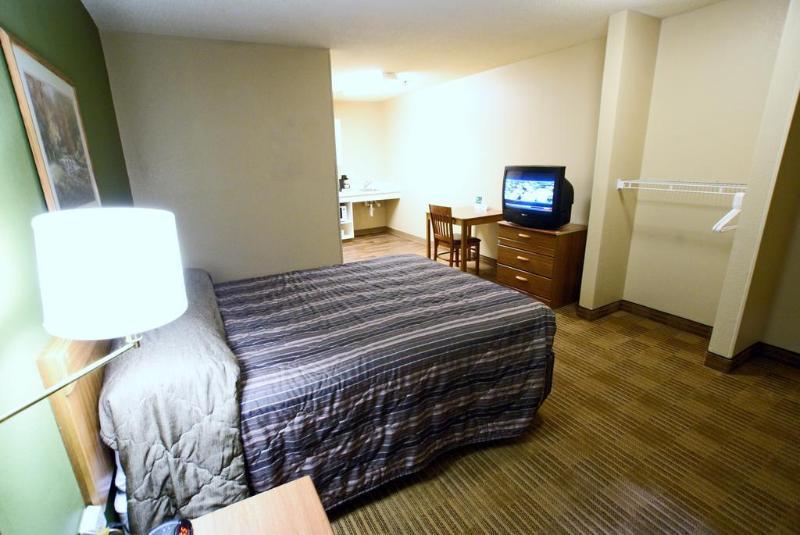 Hometowne Studios By Red Roof Nashville - Airport/Briley Pkwy Luaran gambar