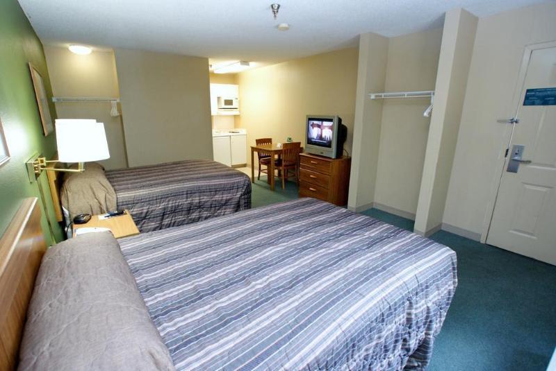 Hometowne Studios By Red Roof Nashville - Airport/Briley Pkwy Luaran gambar