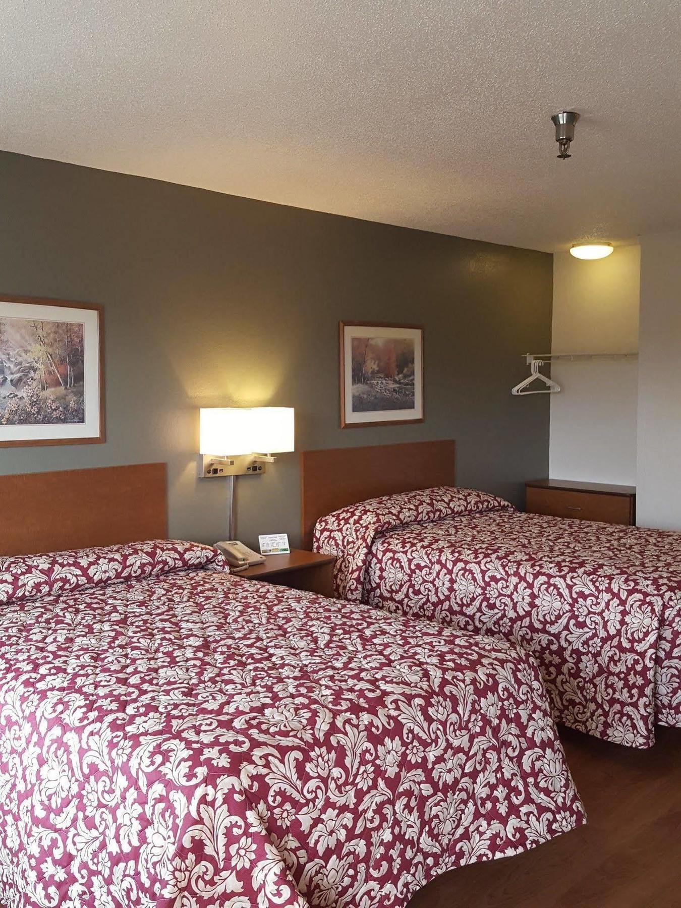 Hometowne Studios By Red Roof Nashville - Airport/Briley Pkwy Luaran gambar